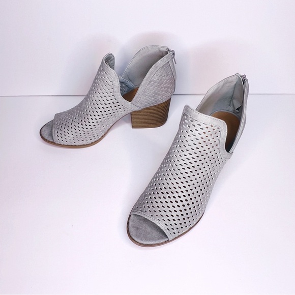 Qupid Shoes - Qupid Light Gray Open Toe Shoetie Women's 10 Ankle Bootie Perforated Cut Out